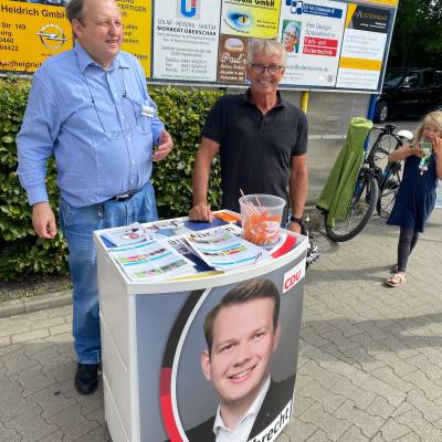 Örtliche CDU-Infostände zur Kommunalwahl - Stand bei Edeka in Hundsmühlen